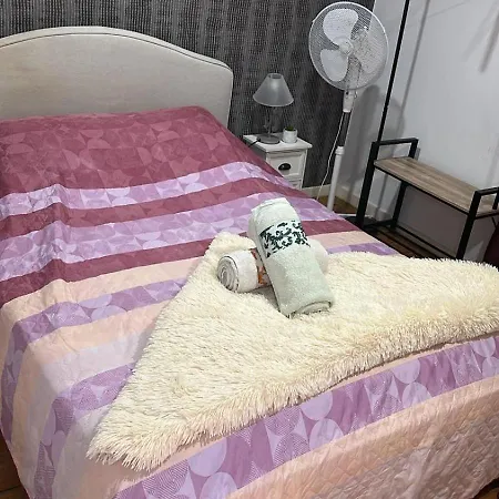 Al Pitoes Pensión 3*