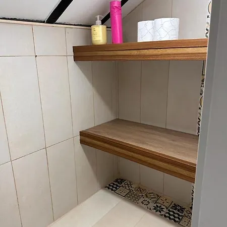 Al Pitoes Guest house Porto