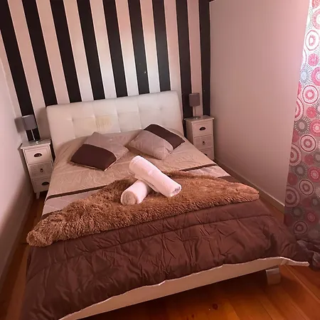 Al Pitoes Guest house Porto