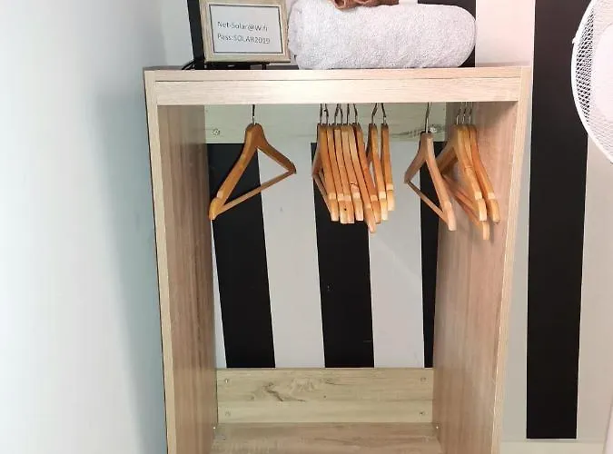 招待所 Al Pitoes 3*