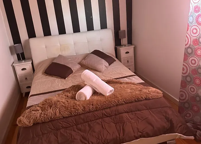 Al Pitoes 招待所 波尔图